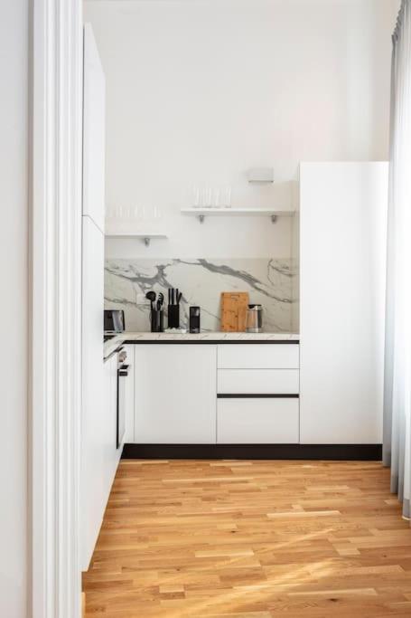 Sjr Luxury Apartment Trevi Fountain Roma Exterior foto